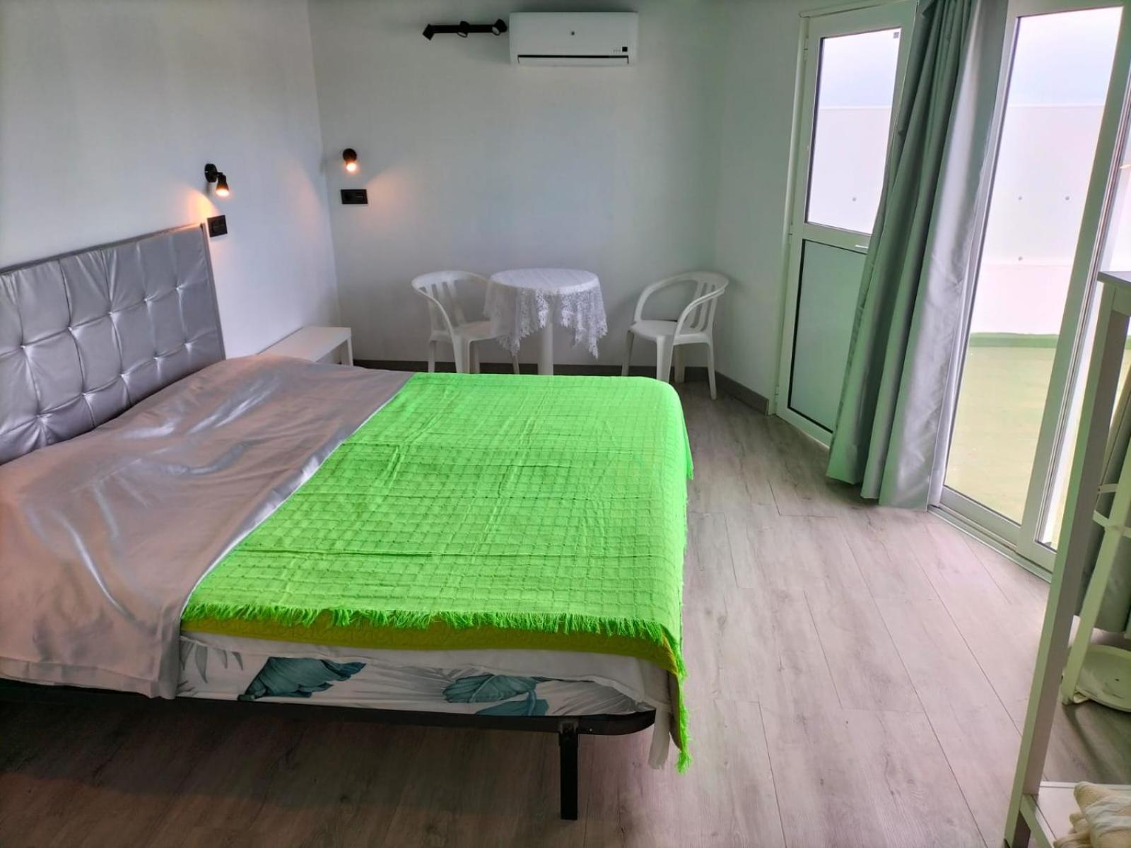 Vv Las Buganvillas Maspalomas - Cocina Y Habitaciones Con Banos Privados Zewnętrze zdjęcie
